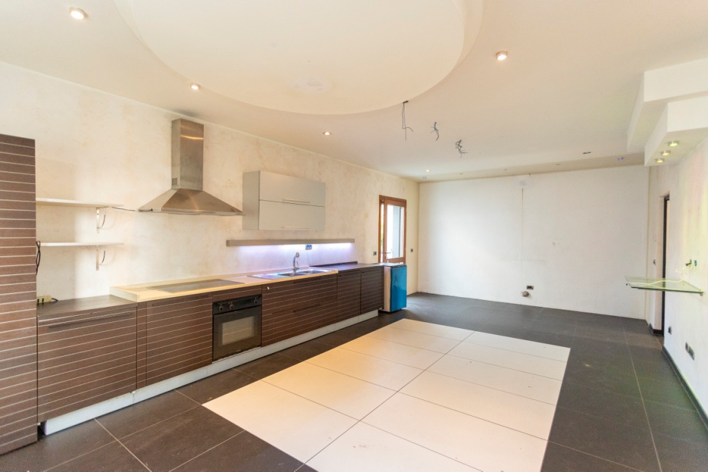 011__GRUPPOVELAcucina