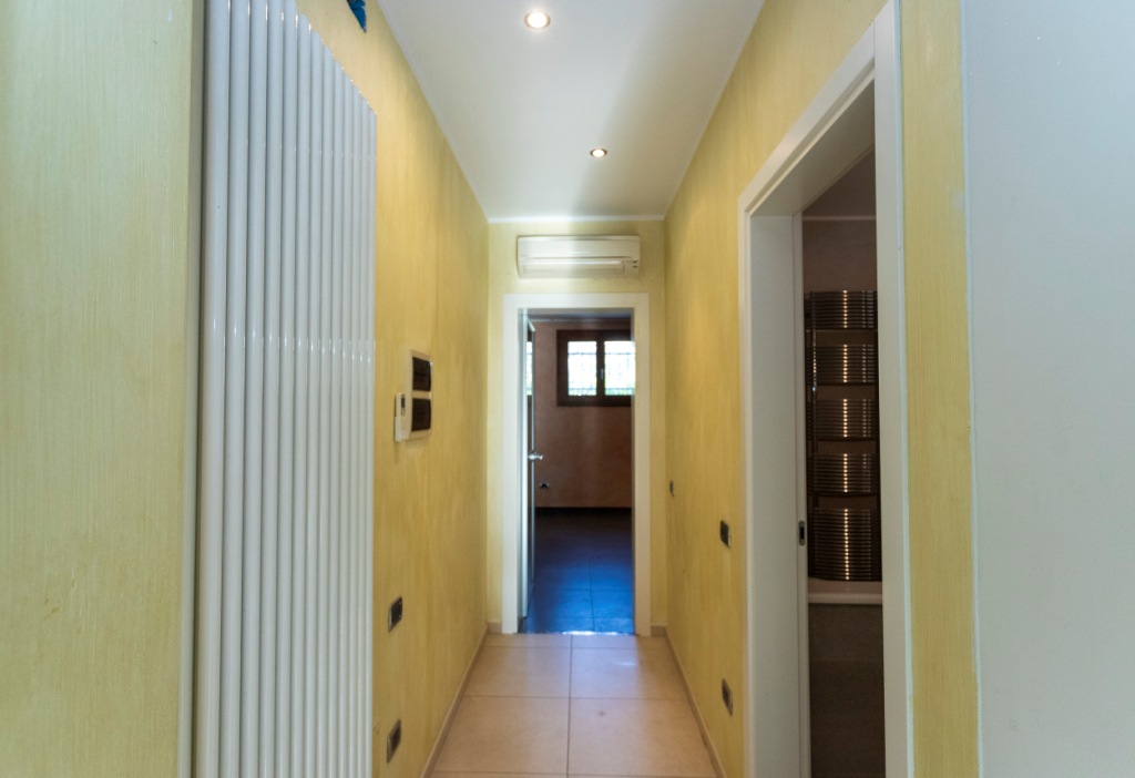 020__GRUPPOVELAcorridoio1