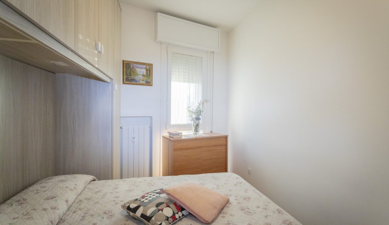 013__GRUPPOVELAcamera (1)