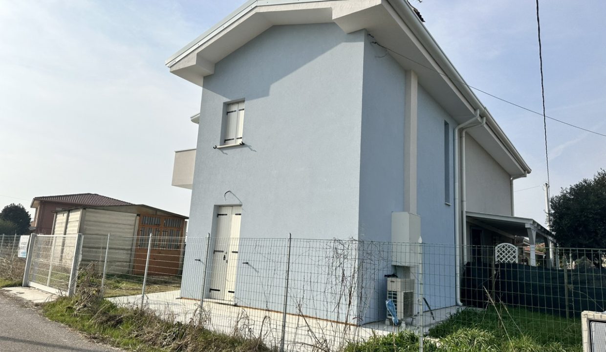 001__GRUPPOVELAesterno1