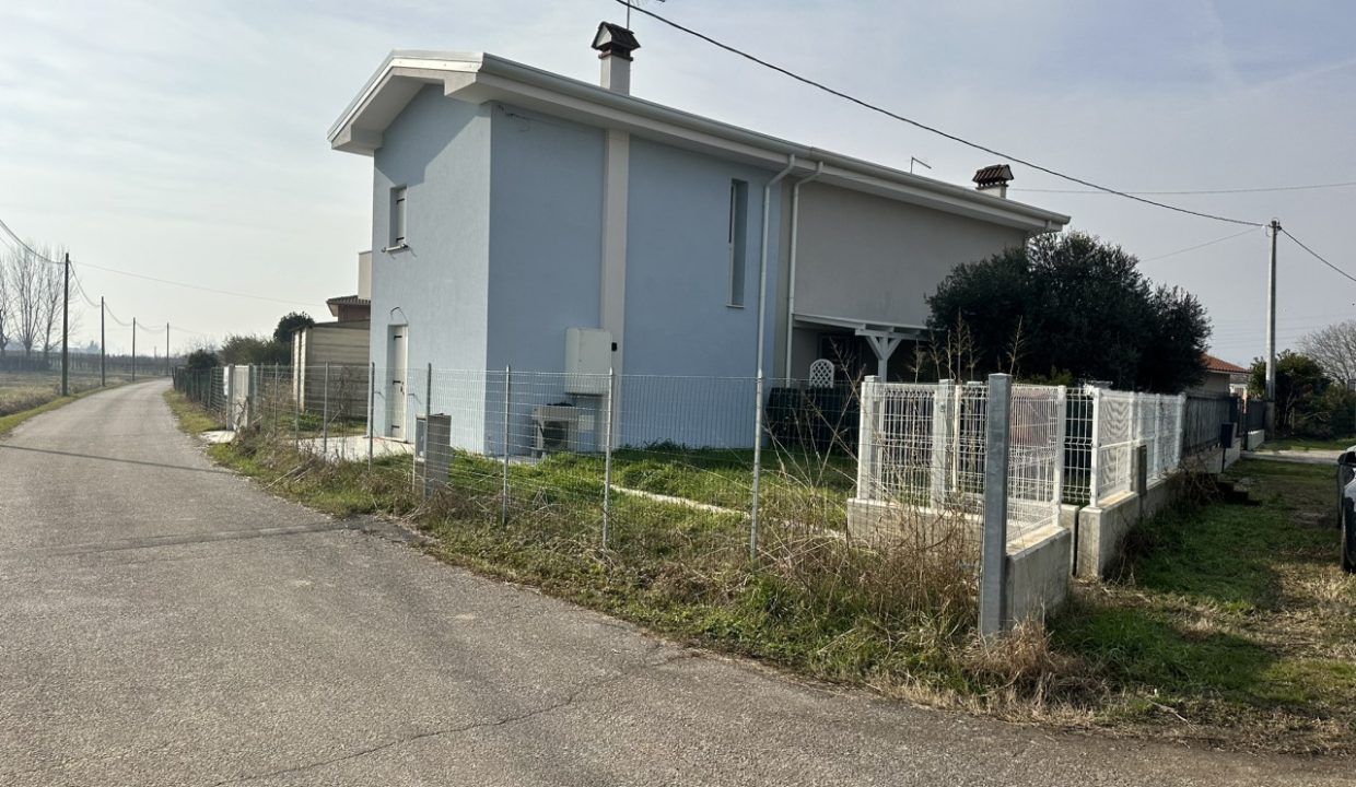 002__GRUPPOVELAesterno2