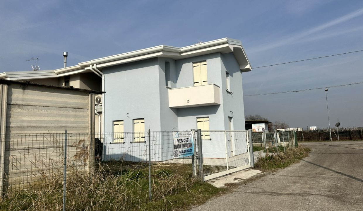 004__GRUPPOVELAetserno3