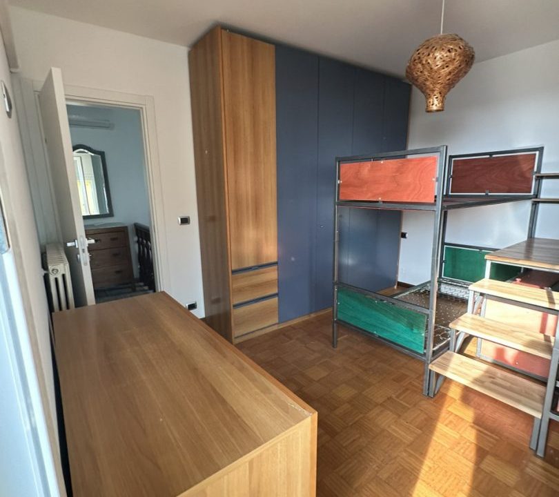 017__GRUPPOVELAcamera1