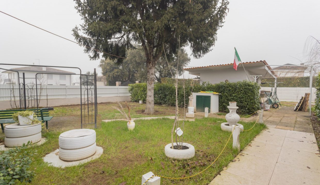 018__GRUPPOVELAgiardino