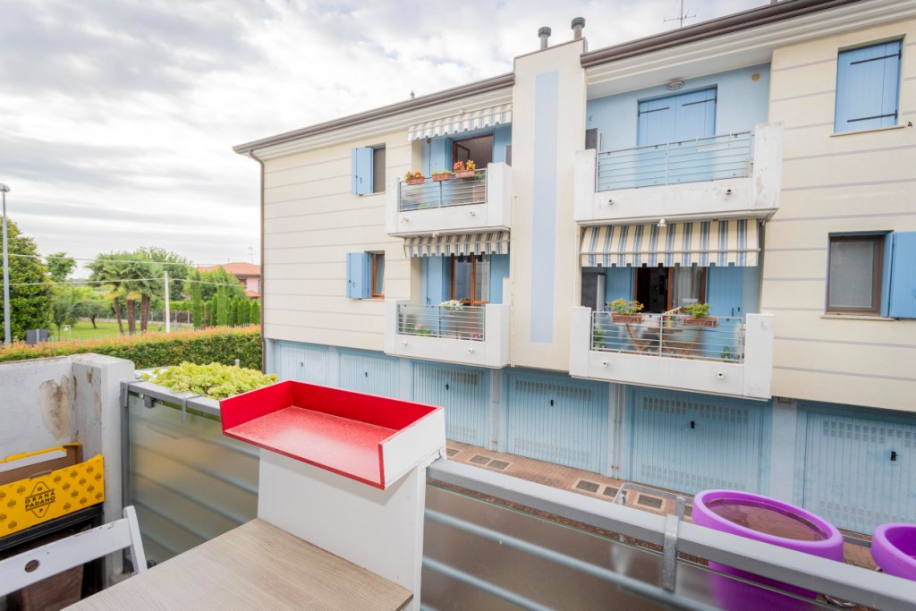 14 appartamento trilocale cartura poggiolo1