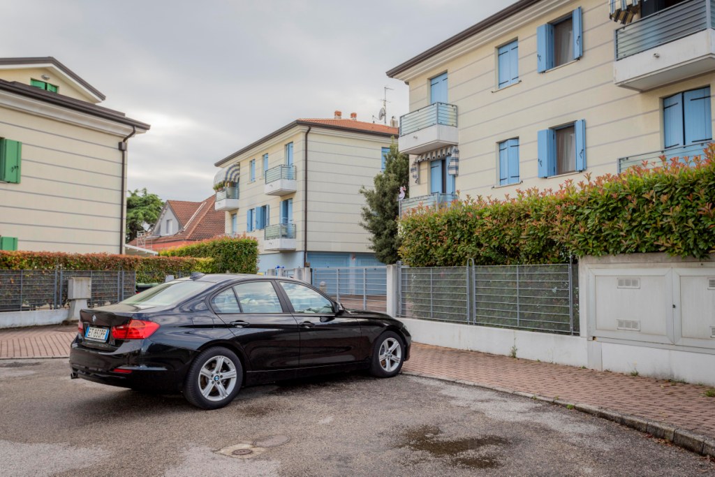 31 appartamento trilocale cartura retro