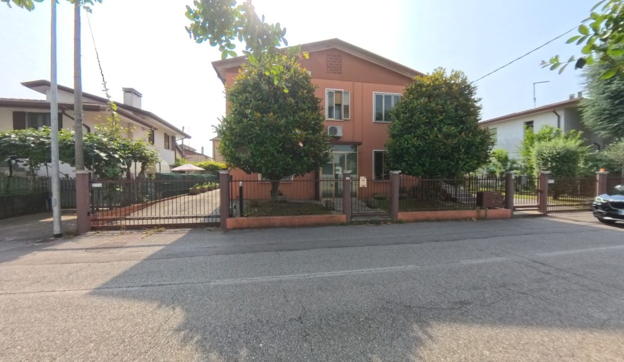 DCIMCamera01IMG_20250611_094441_00_023.ins