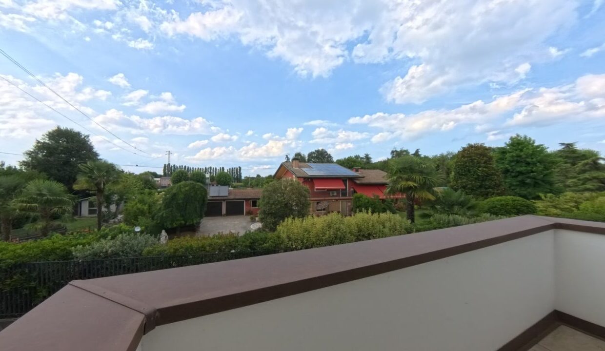 DCIMCamera01IMG_20250707_173701_00_190.ins