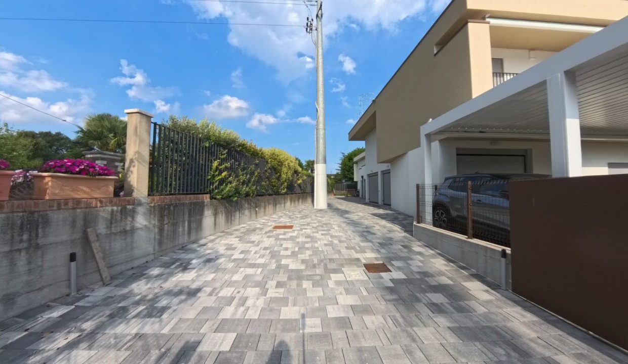 DCIMCamera01IMG_20250707_175311_00_220.ins