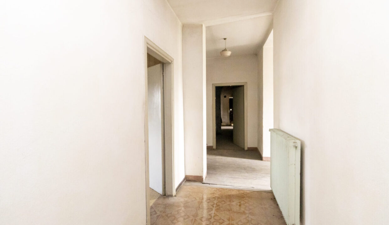 12 Gruppo Vela COnselve corridoio zona notte