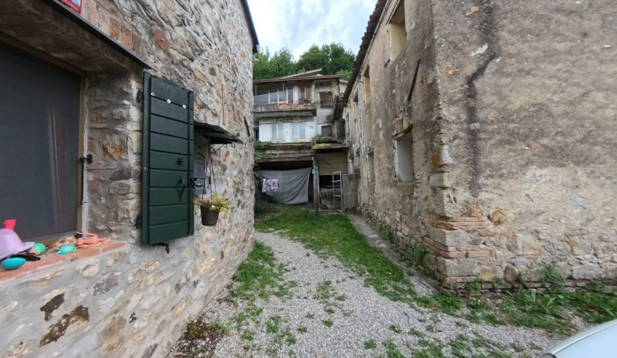 DCIMCamera01IMG_20250806_122518_00_277.ins