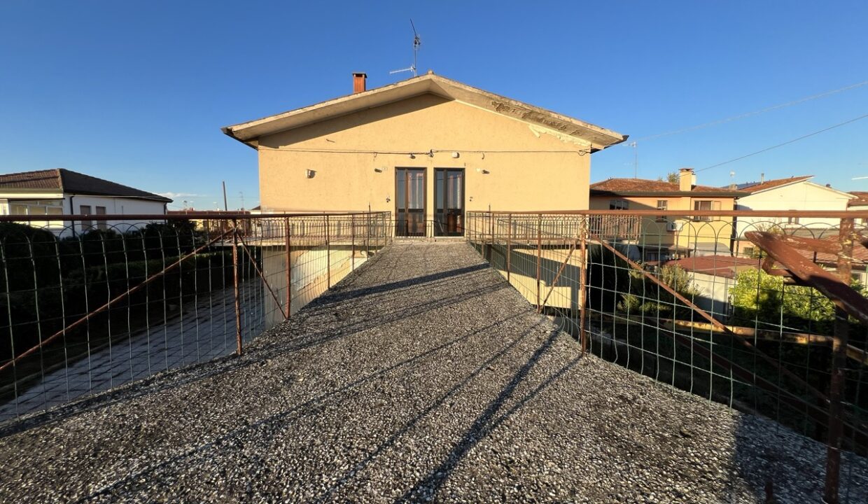 app 3 - 4 esterno passerella