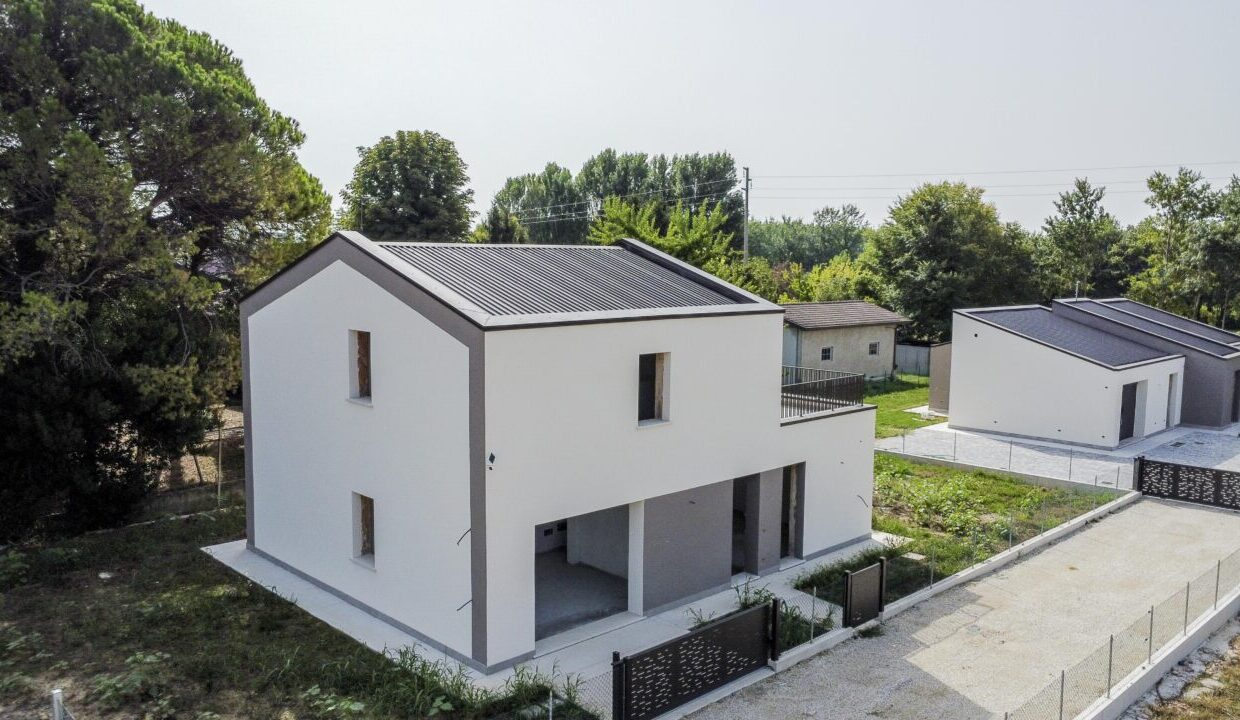 DCIM100MEDIADJI_0121.JPG