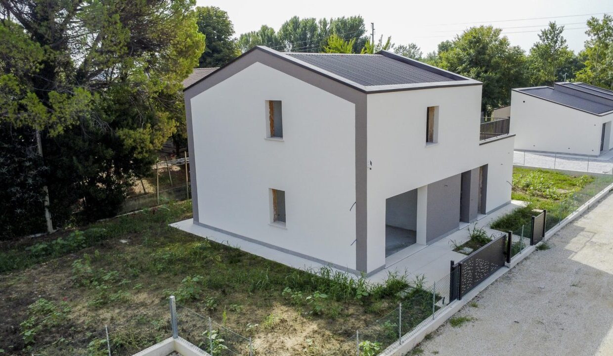 DCIM100MEDIADJI_0118.JPG