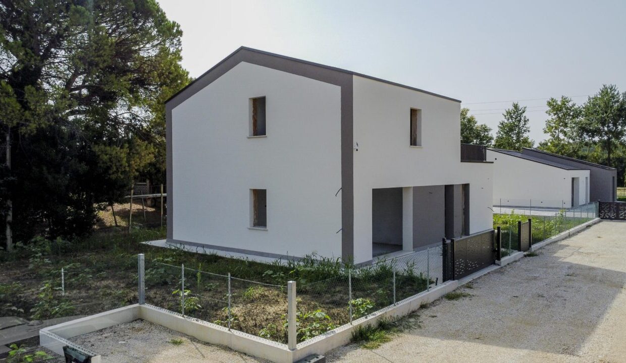 DCIM100MEDIADJI_0117.JPG