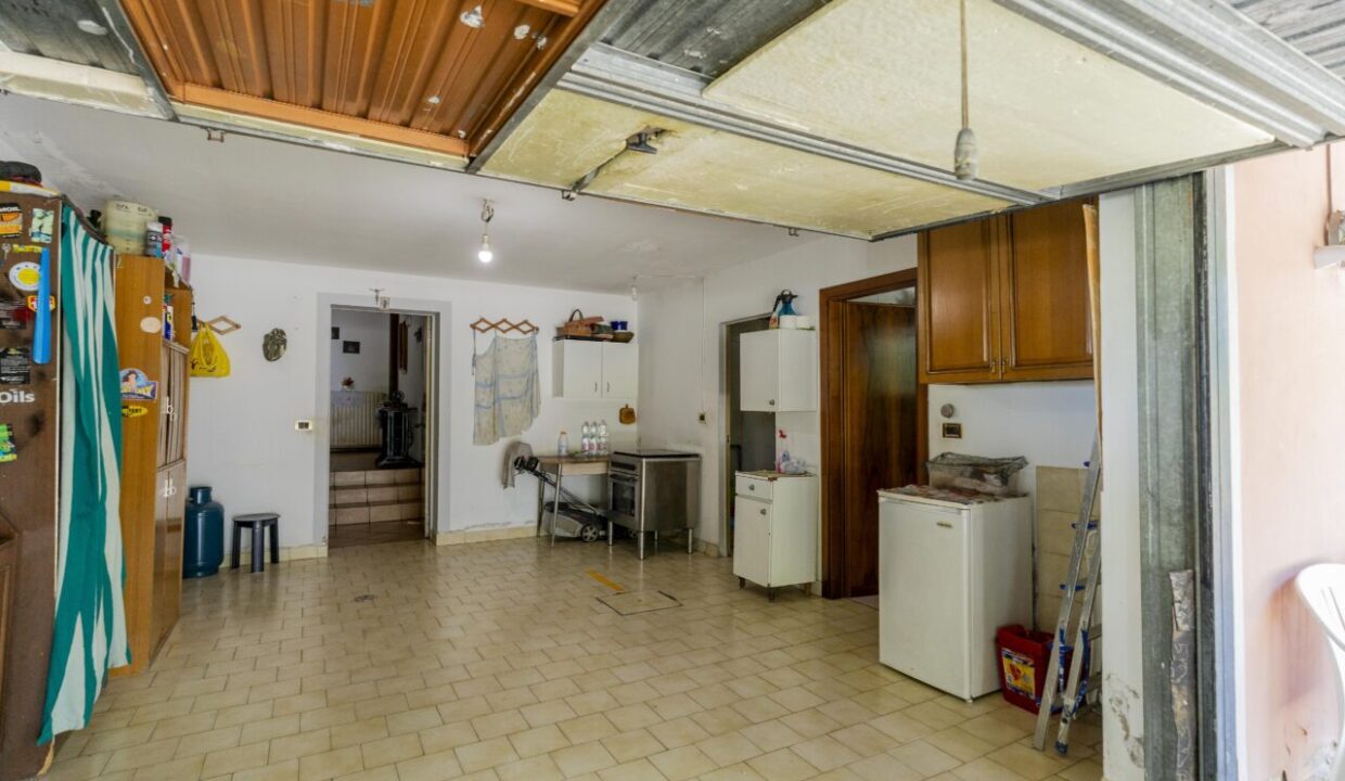 036 Garage doppio