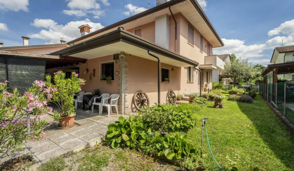 04 Cortile