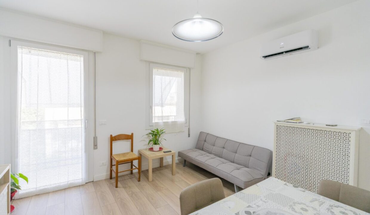 06Soggiorno-sala-da-pranzo