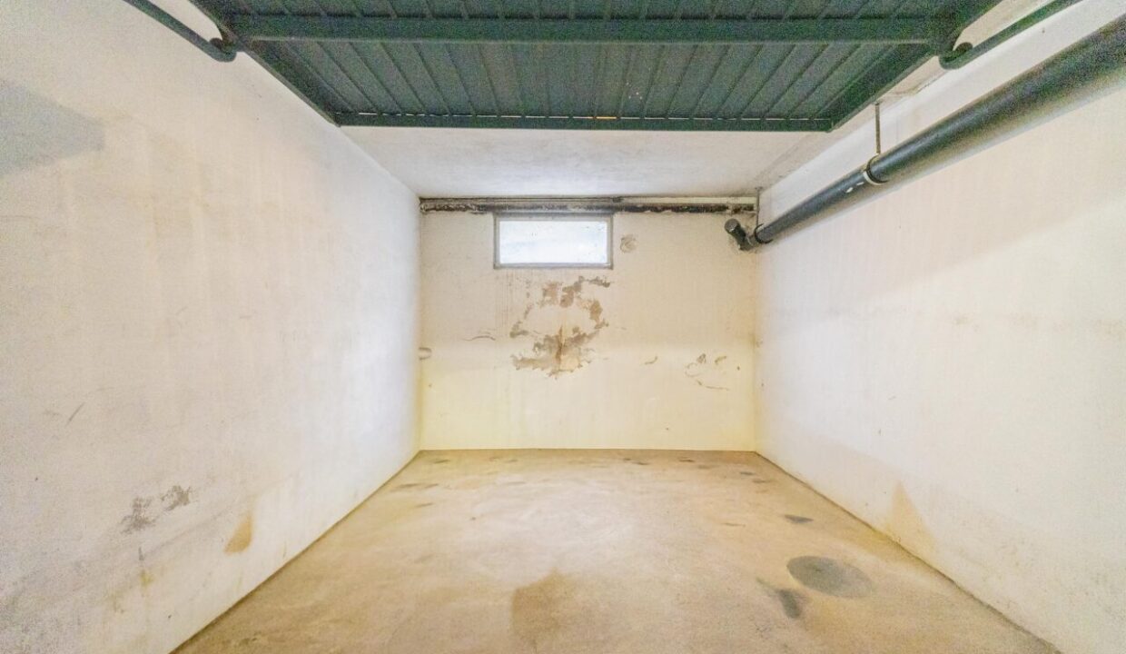 15 garage