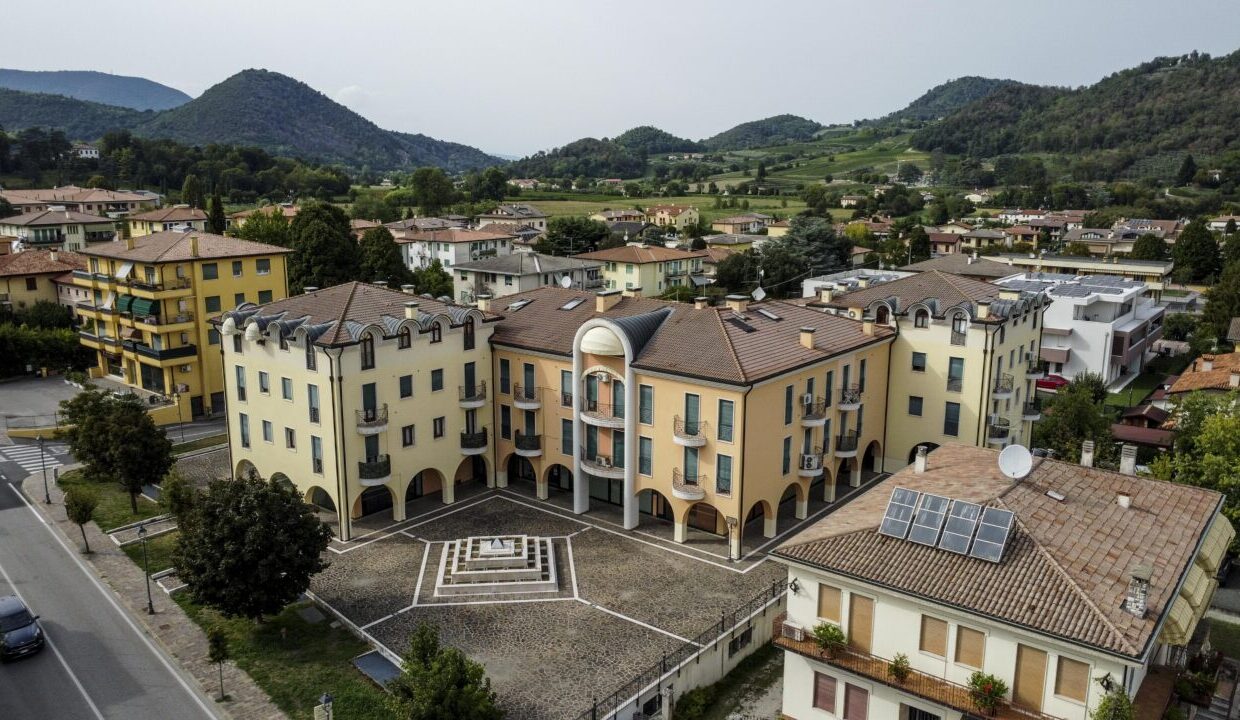 DCIM100MEDIADJI_0169.JPG